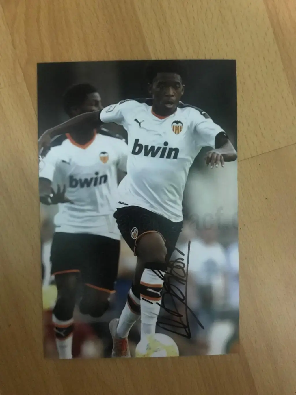 Автограф Noa Ndomasi