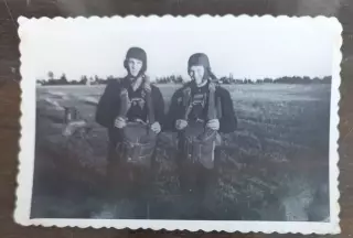 Парашютисты 20