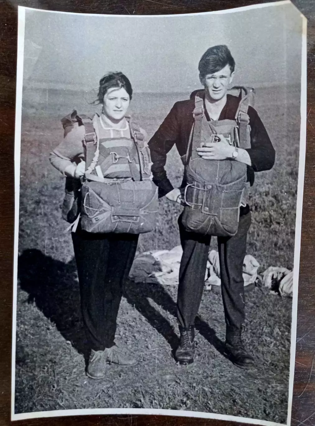 Парашютисты 21