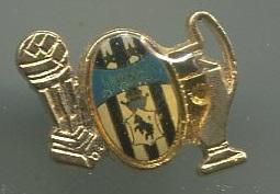 Значок ФК Ювентус (Juventus Torino pins) обладатель кубка Тойоты и КЧ.