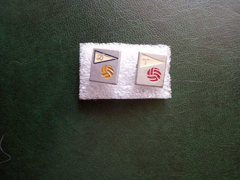 Из серии- 2 штуки (ТорпедоМ. Динамо)