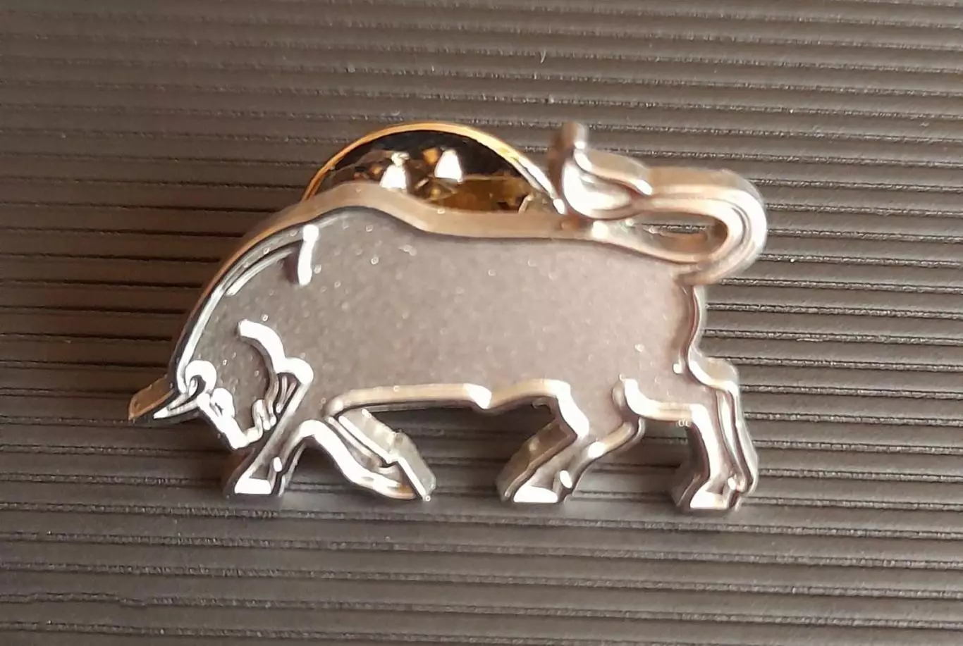 Знак фк Краснодар бык цанга монохром футбол