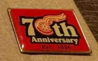 Хоккей НХЛ Детройт Ред Уингз 70 лет 1926 - 1996