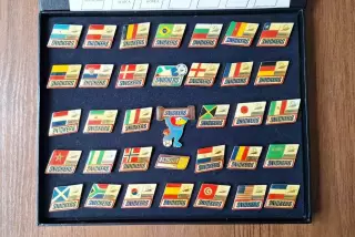 Футбол Чемпионат Мира 1994 США Набор знаков Участники Сникерс Snickers