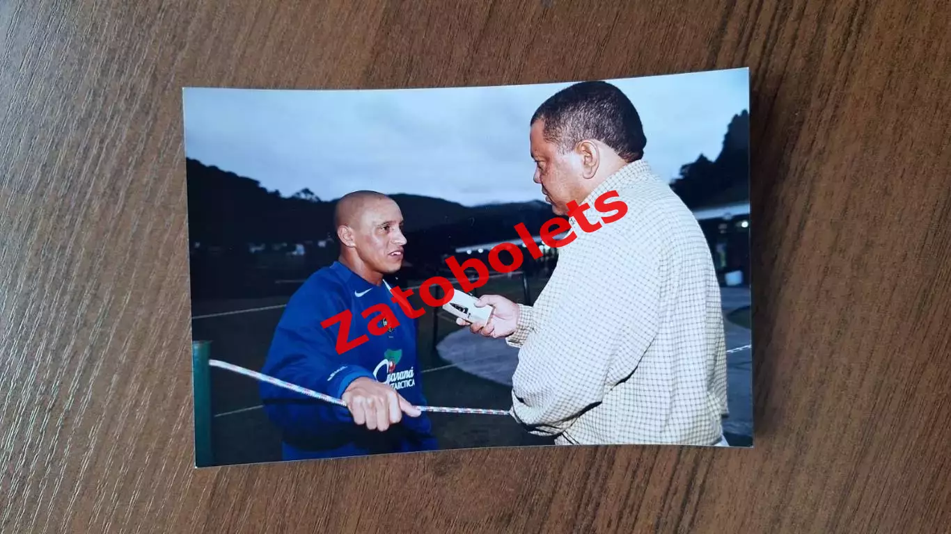 Футбол Роберто Карлос Бразилия