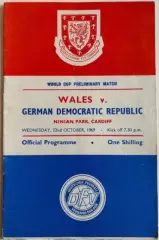 Уэльс - ГДР 1969