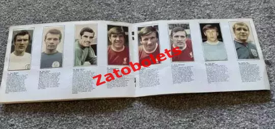 Альбом Чемпионат Мира 1970 с наклейками игроков 2