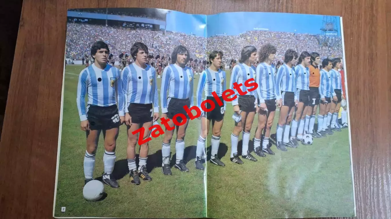 Чемпионат Мира 1978 - 1982 Сборная Аргентины (Ассоциация футбола Аргентины) 6