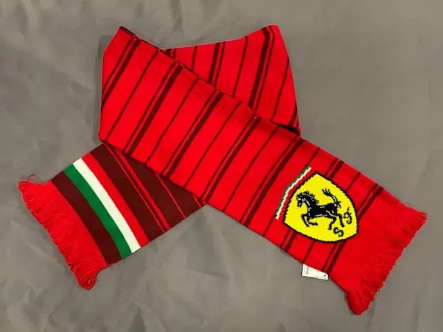 Шарф конюшни Феррари