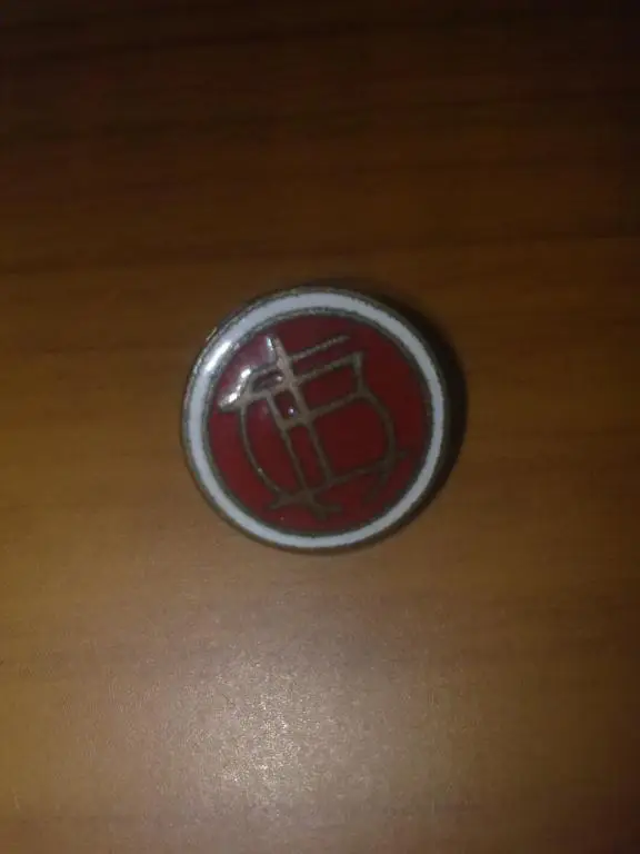 Знак футбол. старый, заколка-зажим 13