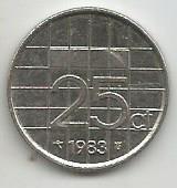 Монета 25 центов. Нидерланды, 1983. (Беатрикс)