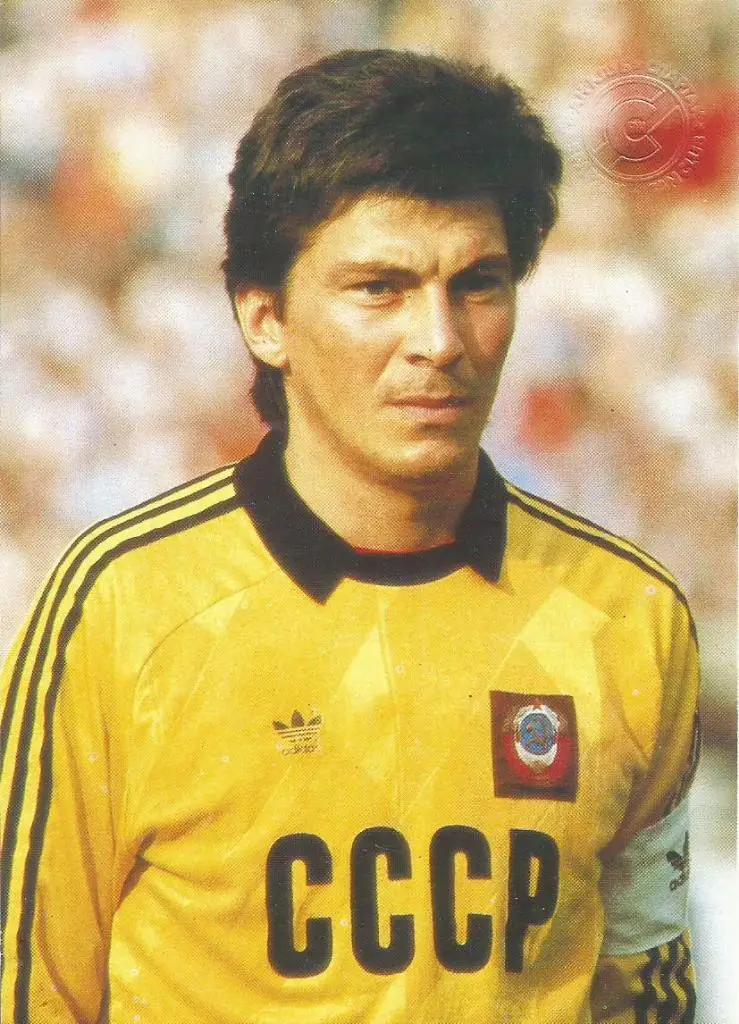 Открытка из комплекта Звёзды московского Спартака. Ринат Дасаев