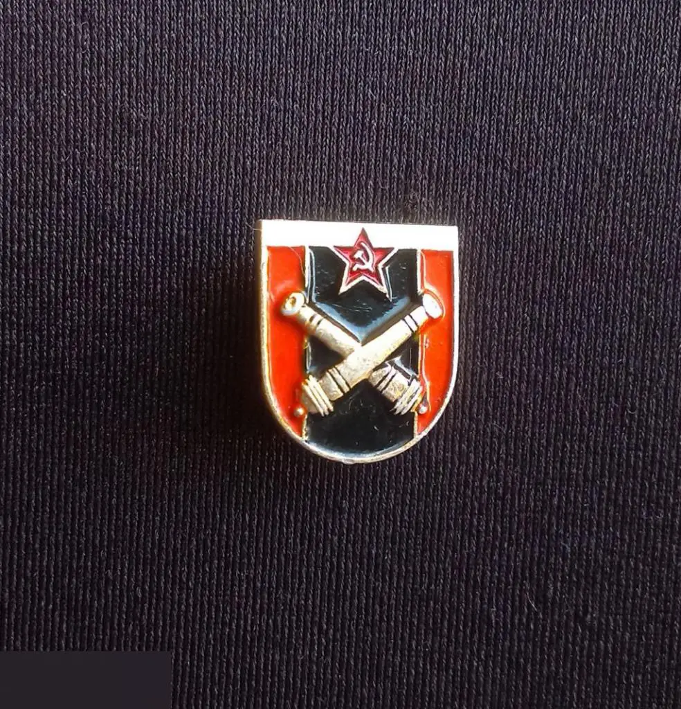 М ЗНАЧОК СССР СА АРМИЯ ВС ВООРУЖЕННЫЕ СИЛЫ ВОЙСКА ЭМБЛЕМА АРТИЛЛЕРИЯ