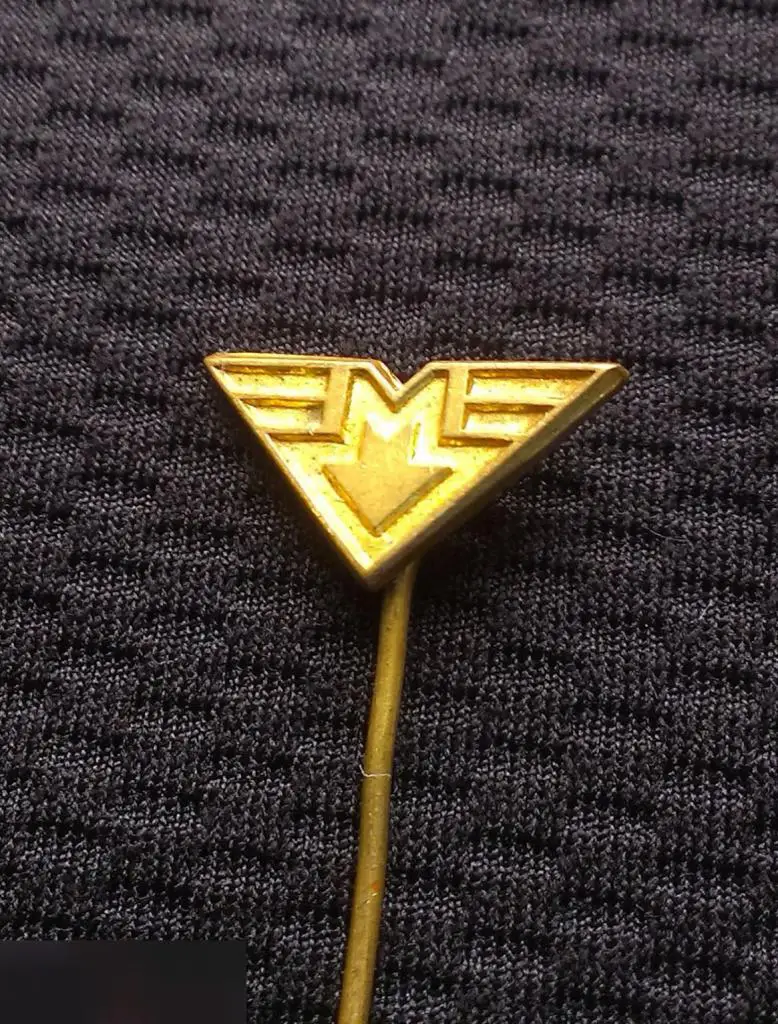 М ЗНАЧОК МИНИАТЮРНЫЙ ИНОСТРАННЫЙ МЕТРО ПРАГА ЧЕХИЯ ЧССР ТЯЖЕЛЫЙ 2