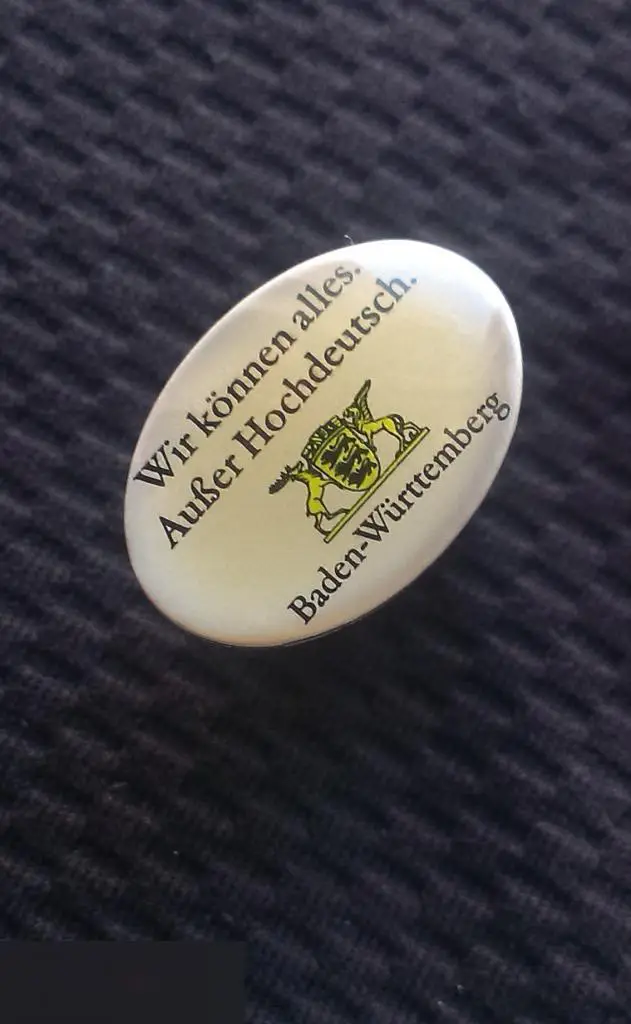 М ЗНАЧОК ИНОСТРАННЫЙ ГЕРМАНИЯ ЗЕМЛЯ Баден-Вюртемберг ШТУТГАРТ ГЕРБ ЦАНГА GERMANY Baden-W?rttemberg 2