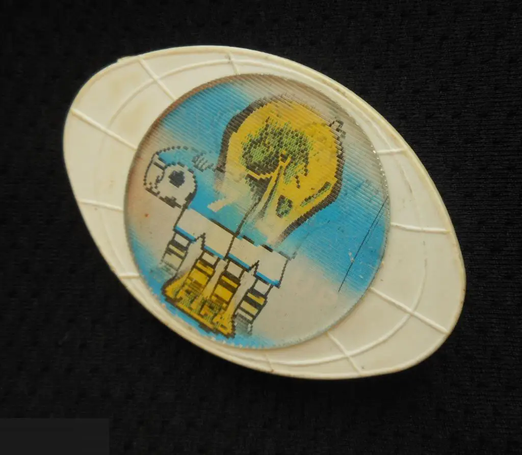М ЗНАЧОК СССР ФУТБОЛ WORLD CUP FIFA ФИФА ЧЕМПИОНАТ МИРА ЧМ ГЕРМАНИЯ ФРГ 1974 74 ПЕРЕЛИВ. БОЛЬШОЙ 2-й 4