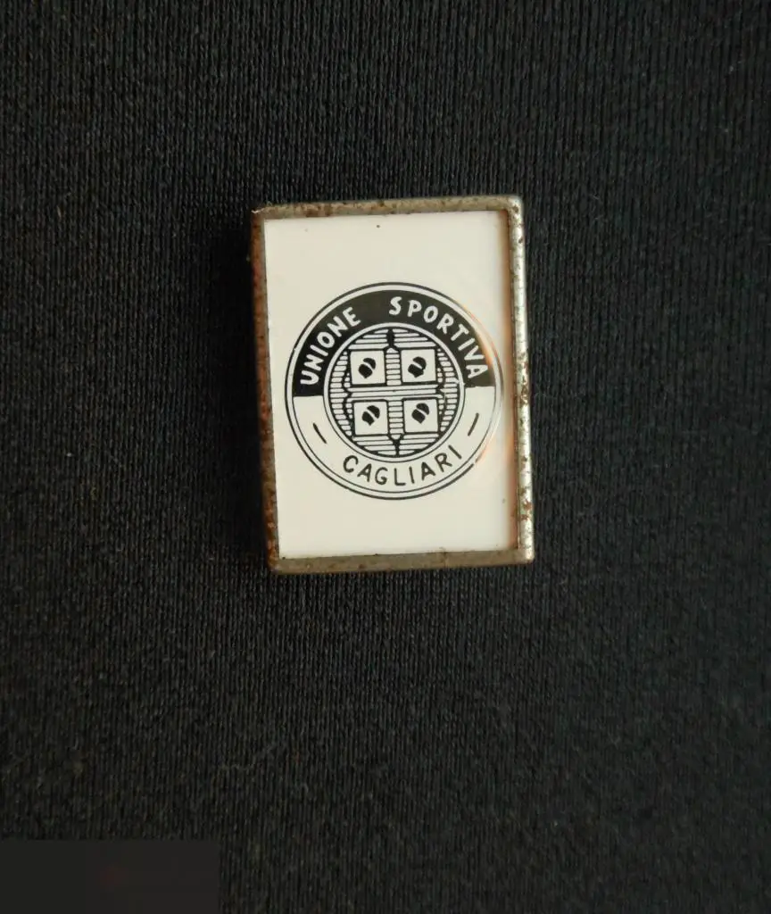 М ФУТБОЛ ИНОСТРАННЫЙ ФК ФУТБОЛЬНЫЙ КЛУБ КАЛЬЯРИ ИТАЛИЯ СТЕКЛЯННЫЙ СИТАЛЛ Cagliari Calcio SpA 1-й