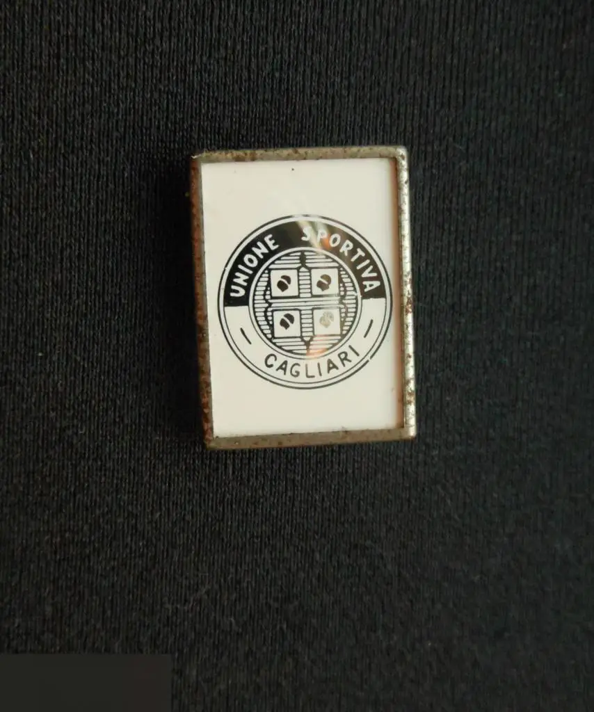 М ФУТБОЛ ИНОСТРАННЫЙ ФК ФУТБОЛЬНЫЙ КЛУБ КАЛЬЯРИ ИТАЛИЯ СТЕКЛЯННЫЙ СИТАЛЛ Cagliari Calcio SpA 1-й 2