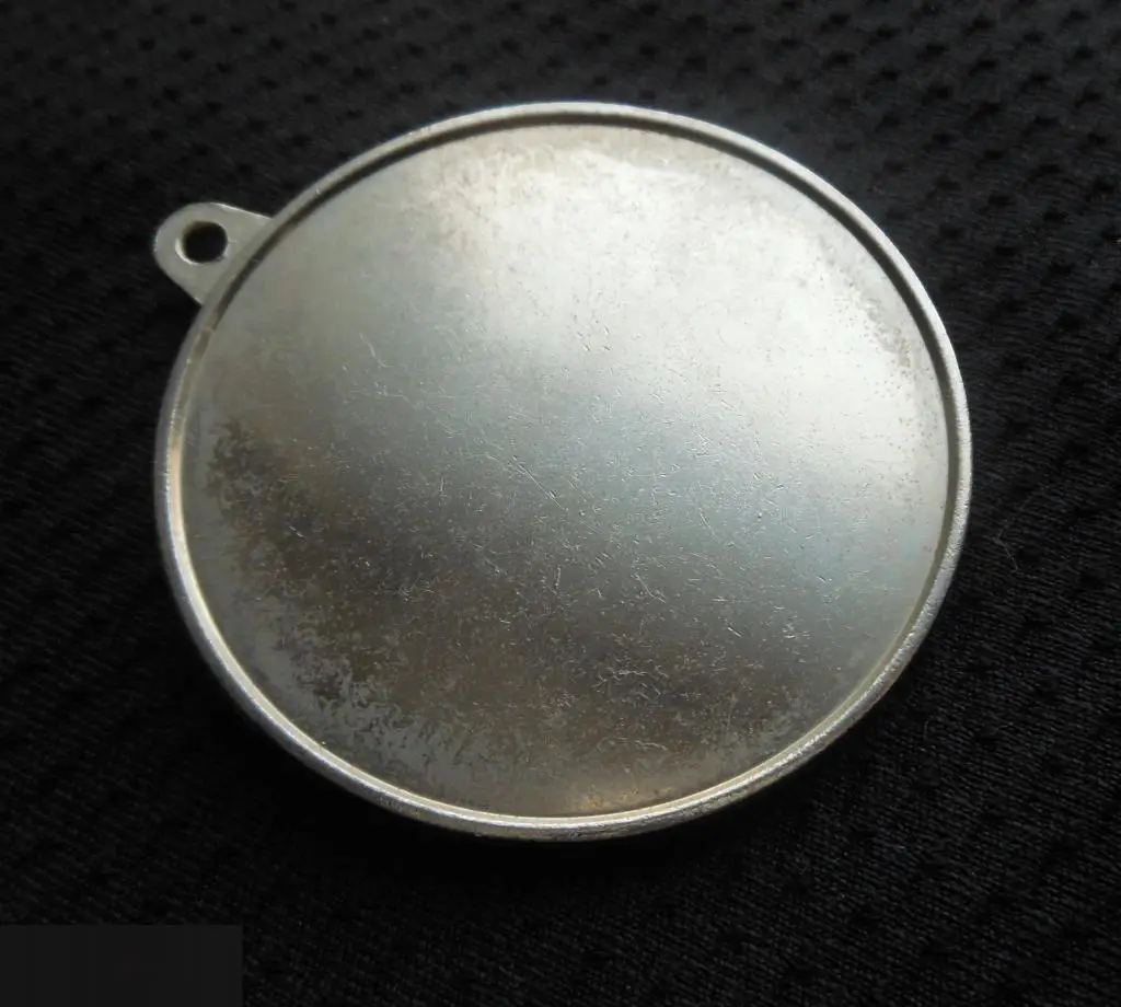 М МЕДАЛЬ СПОРТИВНАЯ БАДМИНТОН СЕРЕБРИСТАЯ НИКА ТЯЖЕЛАЯ D=44mm 19-я 5