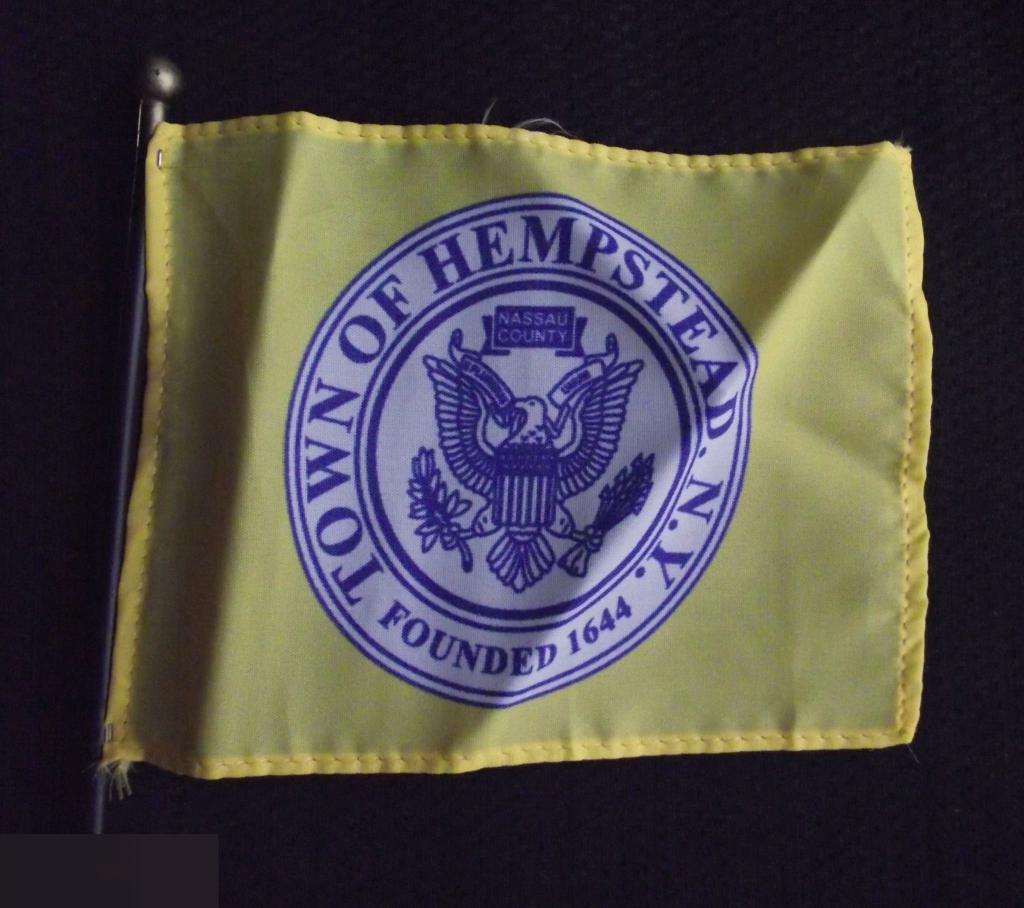 М ФЛАГ ФЛАЖОК США г. Хемпстед округ Нассау штат Нью-Йорк Town of Hempstead Nassau USA FLAG 105х140mm 1