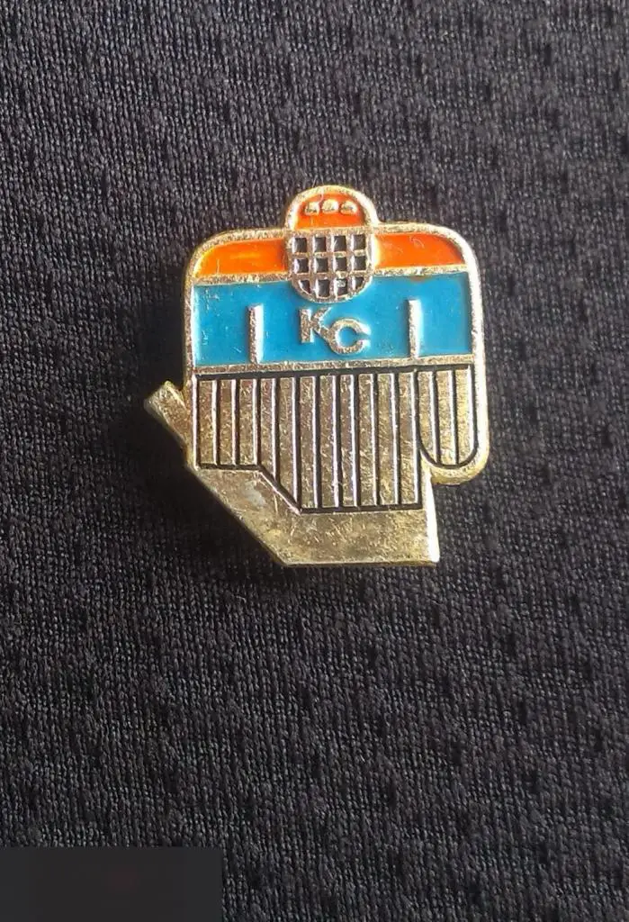 М 2Э ЗНАЧОК СССР ХОККЕЙ ХК ХОККЕЙНЫЙ КЛУБ КРЫЛЬЯ СОВЕТОВ МОСКВА ХОККЕИСТ ВРАТАРЬ