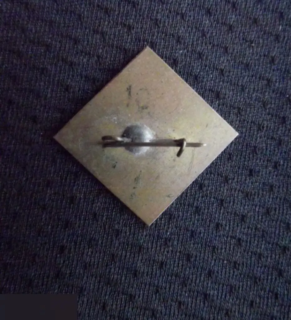 М ЗНАЧОК СССР ЮНОШЕСКАЯ ФИЛАТЕЛИСТИЧЕСКАЯ ВЫСТАВКА УССР КИЕВ СОФИЯ БАКУ 1973 ФИЛАТЕЛИЯ ЛАТУНЬ 5