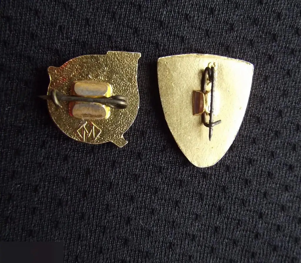 М ЗНАЧОК СССР НАБОР ЗНАЧКИ 2 и 3 II III РЕСПУБЛИКАНСКИЕ СЕЛЬСКИЕ СПОРТИВНЫЕ ИГРЫ ССИ УССР 2 шт. 4