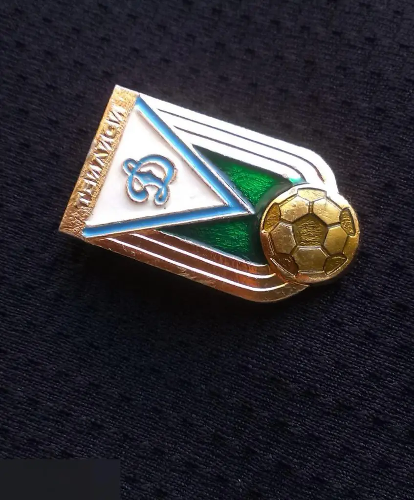 М 10Э ЗНАЧОК СССР ФУТБОЛ ФУТБОЛЬНЫЙ КЛУБ ФК ДИНАМО ТБИЛИСИ ГРУЗИЯ ГРУЗИНСКАЯ ССР СТАДИОН 2