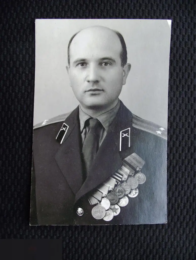 ФОТОГРАФИЯ ВЕТЕРАН ВОВ ПОДПОЛКОВНИК ОФИЦЕР МЕДАЛИ ЗА ОТВАГУ БОЕВЫЕ ЗАСЛУГИ ВЗЯТИЕ ВЕНЫ БУДАПЕШТА 1