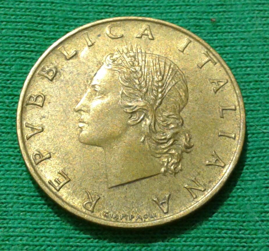 Италия 20 лир 1957 г. (1232) 1
