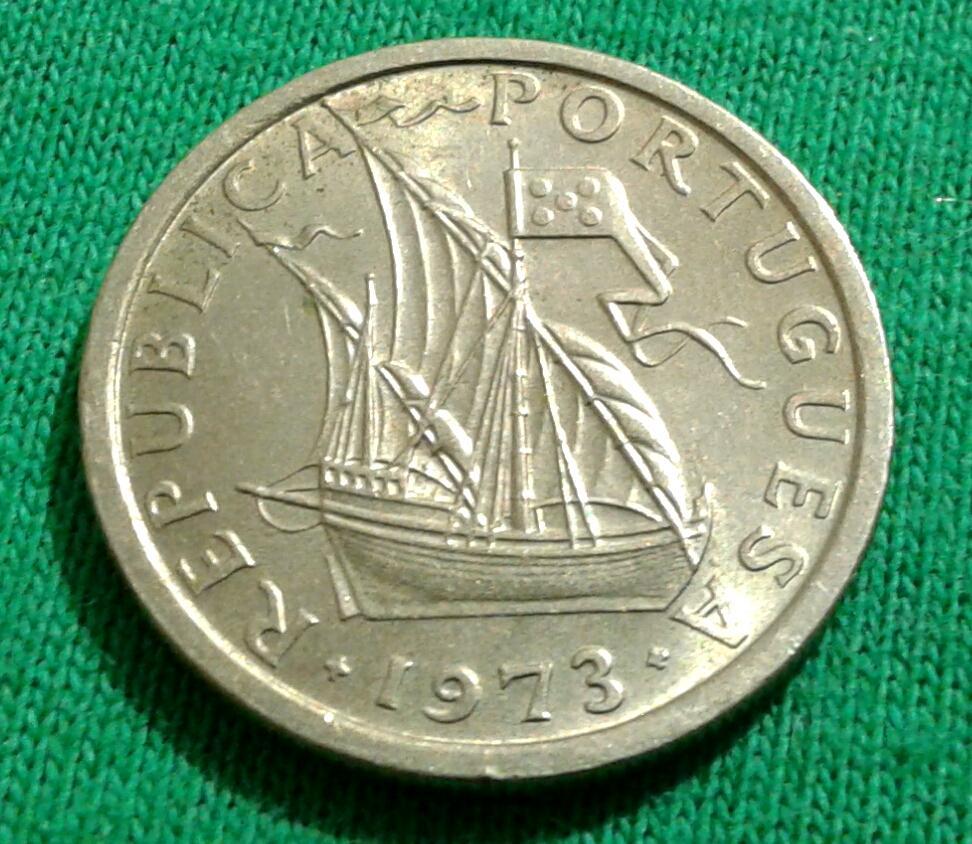 Португалия 2,5 эскудо 1970 г. Корабль (223)