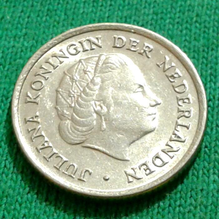 Нидерланды 10 центов 1957 г. (232) 1