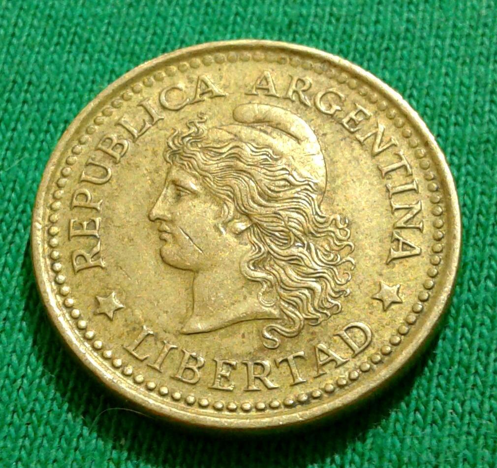 Аргентина 20 сентаво 1973 г. (638) 1