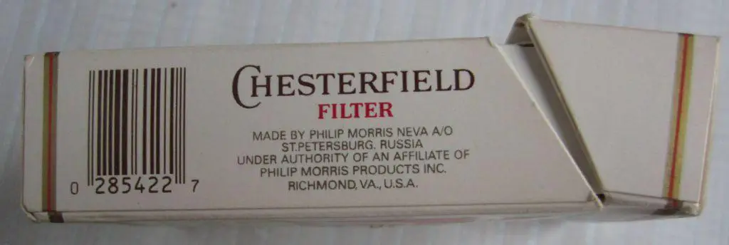 Пачка от сигарет Chesterfield (стандарт). Россия - США 3