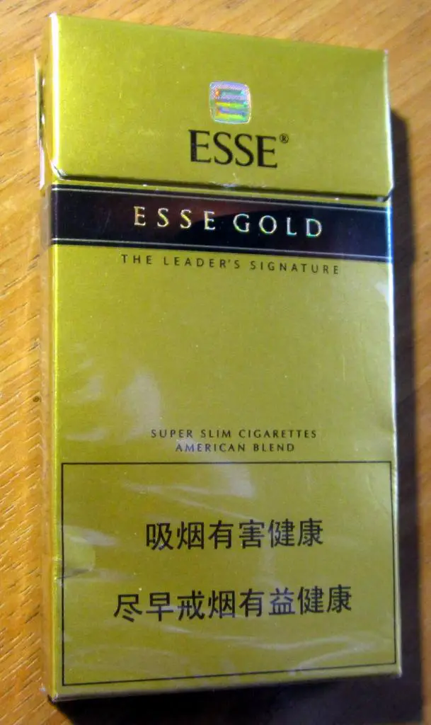 Пачка от сигарет ESSE gold (тонкие, 100). Корея