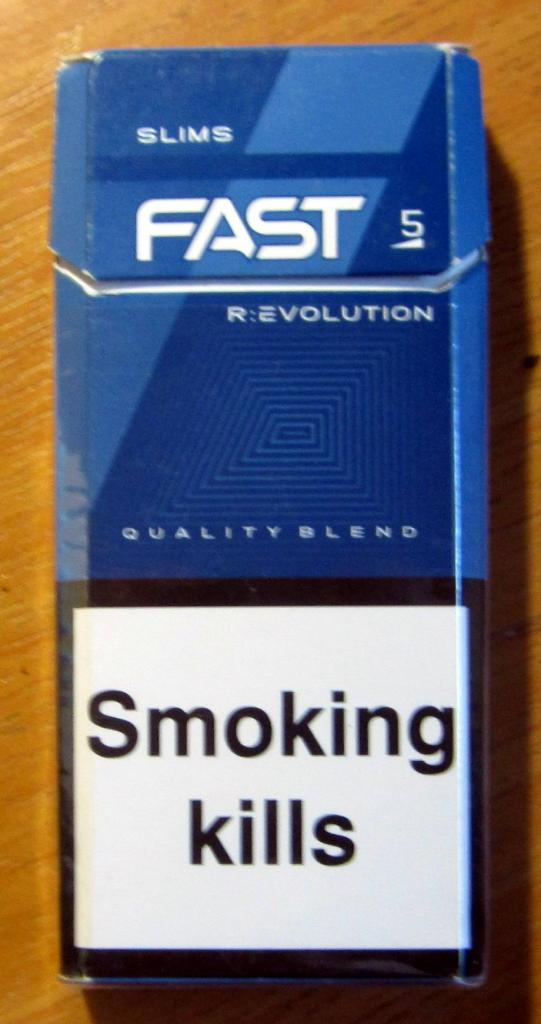 Фаст красный. Сигареты fast Белград. Fast Red сигареты. Fast сигареты производитель. Сигареты фаст компакт.