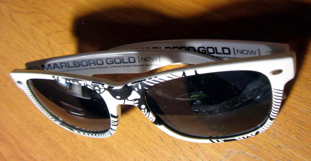 Новые солнцезащитные очки от Marlboro, в матерчатом чехле. Пластик 4