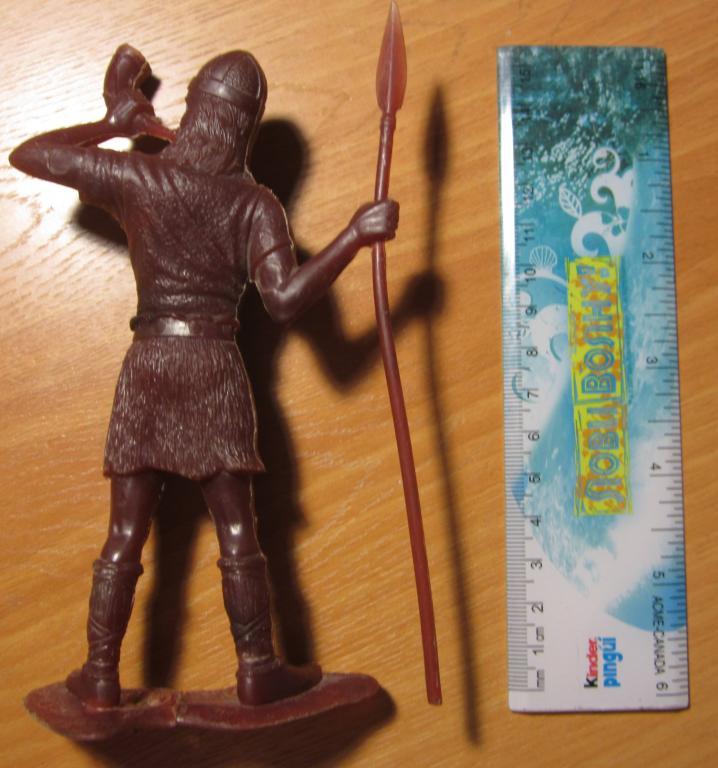 Солдатик. Древний воин с копьем. Пластик. 15,5 см. 1