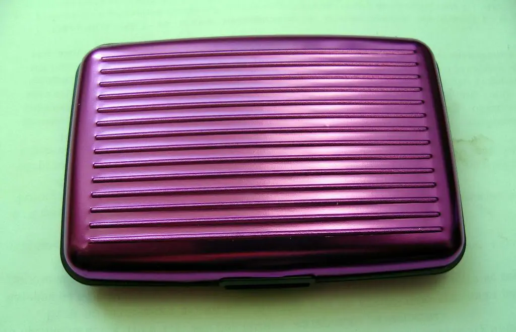 Новая визитница (для визиток и пластиковых карт) 2