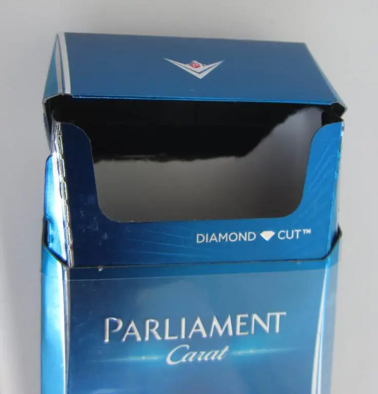 Пачка от сигарет Parliament caral (стандарт, 9,5 см). Швейцария, экспорт 2