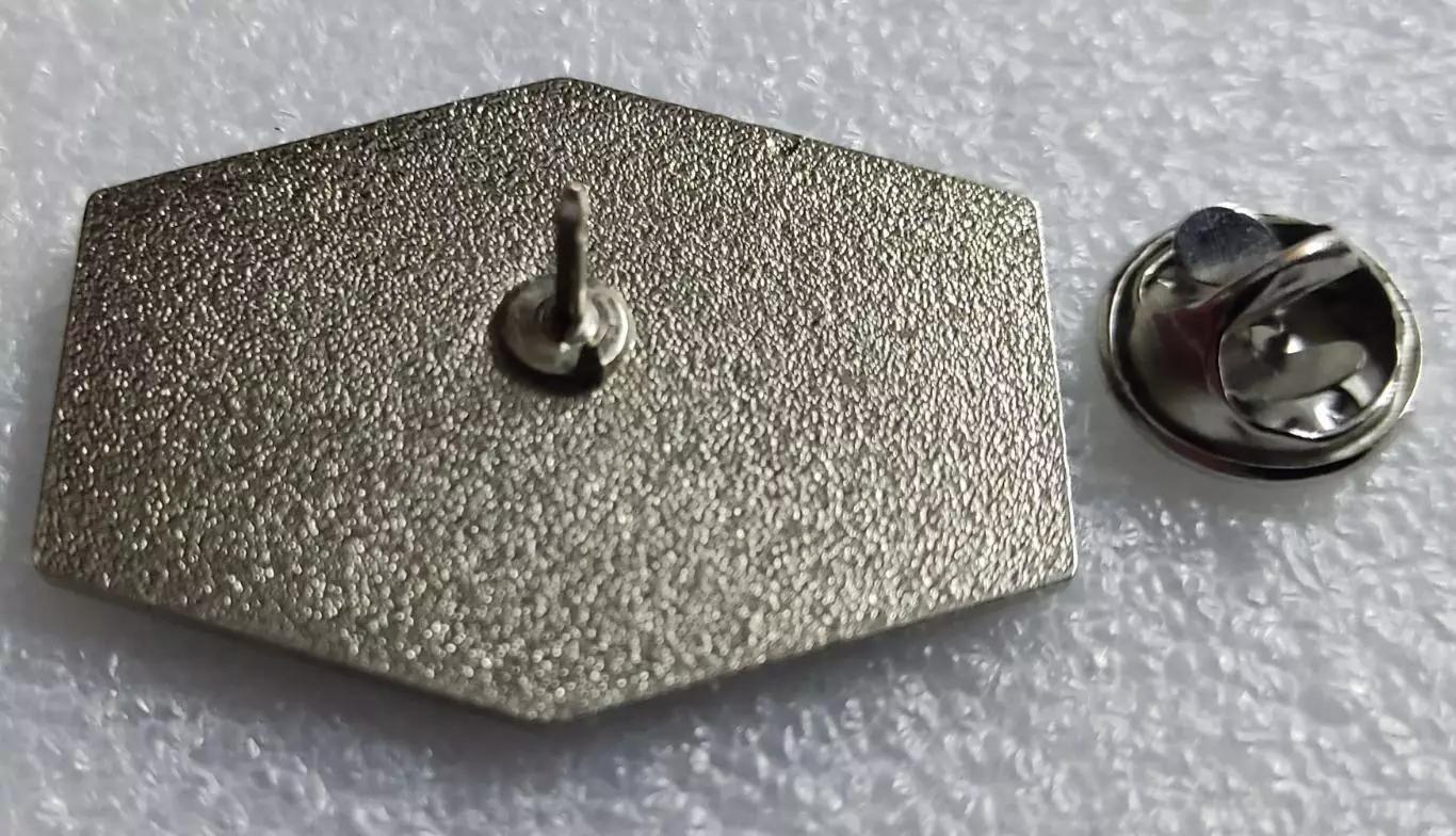 ЦК ВЛКСМ. КОМСОМОЛ. ПИОНЕРИЯ. АРТЕК - ЛАГЕРЬ ЛАЗУРНЫЙ тяж. мет. 1