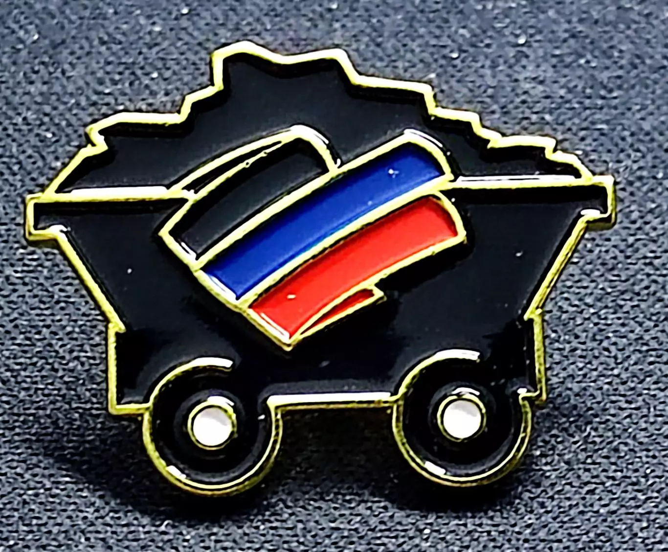 ДНР. ДОНЕЦКАЯ НАРОДНАЯ РЕСПУБЛИКА ДЕЛЕГАТ НА ВЫСТАВКЕ ВДНХ РОССИЯ 2024 тяжелый