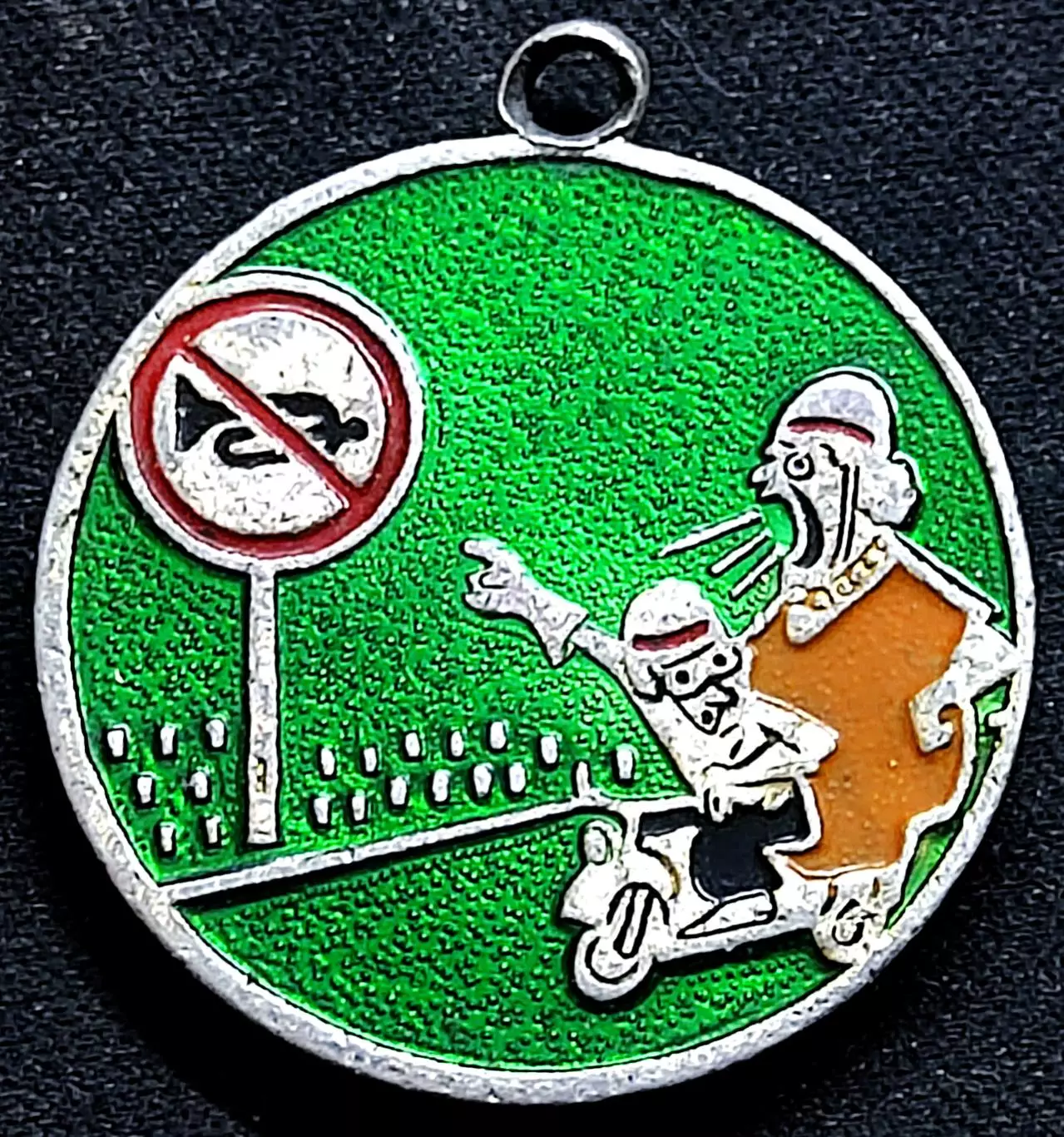 ПДД Безопасность движения. Дорожные знаки подвеска