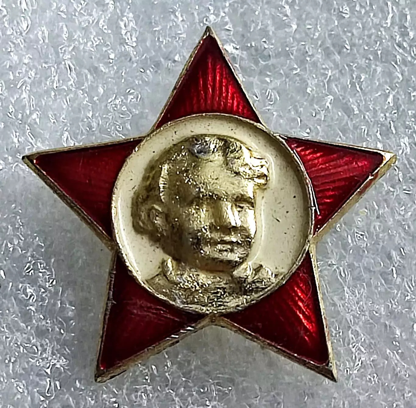 ПИОНЕРИЯ. ОКТЯБРЕНОК. ЛЕНИН. ЧЛЕНСКИЙ ЗНАК. цена за один значок 1