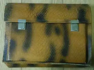 ПОРТФЕЛЬ ЧИНОВНИКА СССР 1960-1970-е годы. два отделения. замки рабочие.