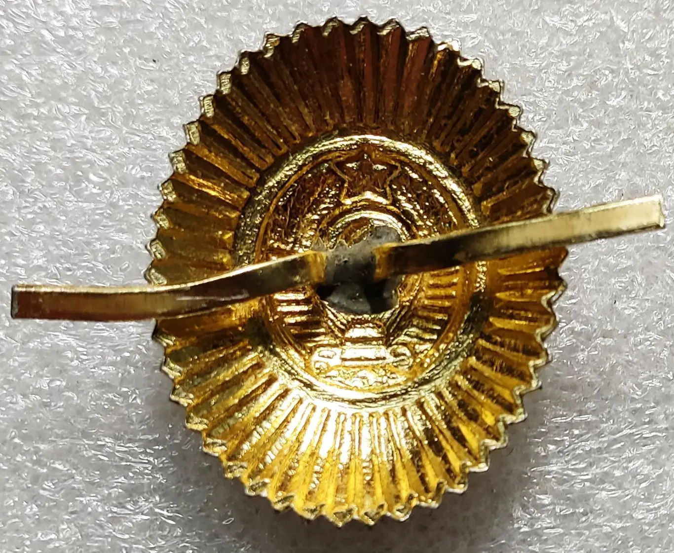 МВД СССР.КОКАРДА СОВЕТСКОЙ МИЛИЦИИ.НА ПИЛОТКУ, ШАПКУ. 1