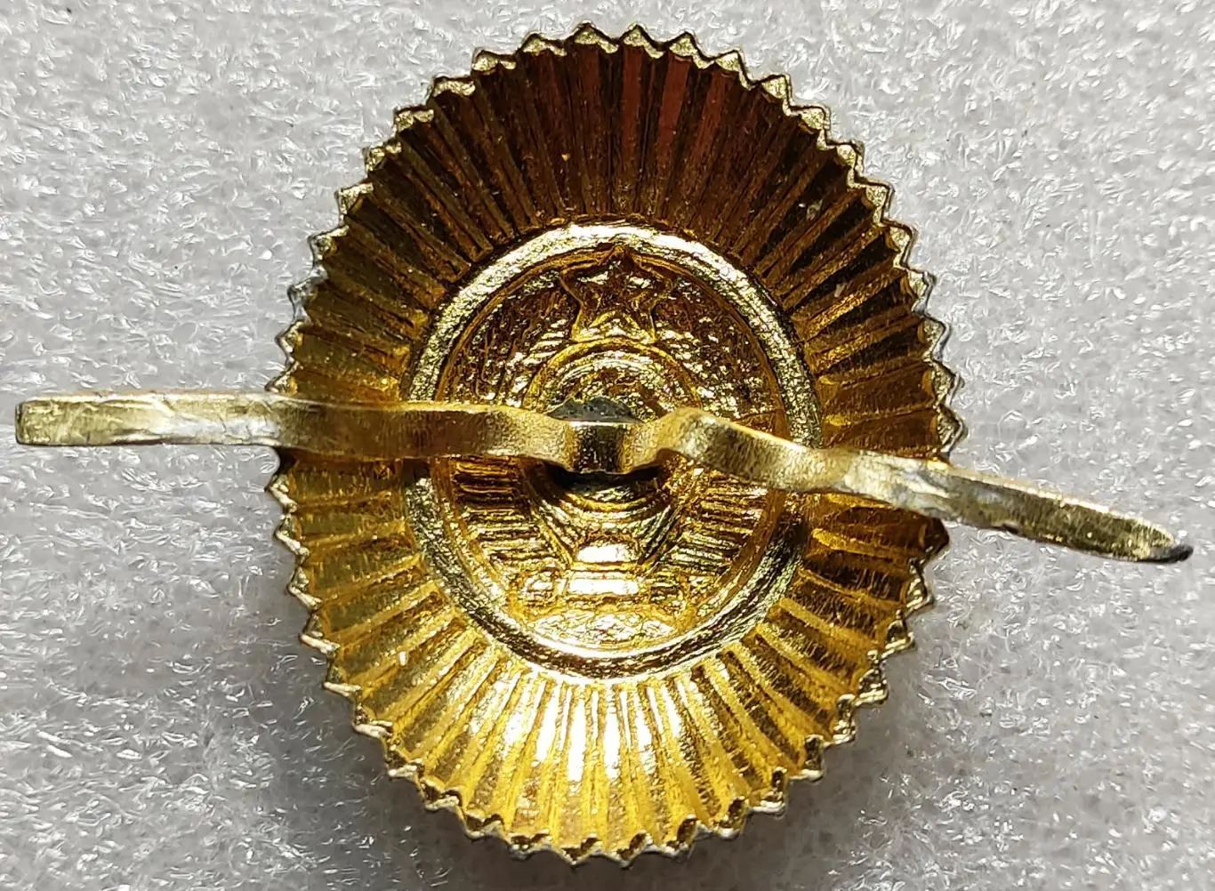 МВД СССР.КОКАРДА СОВЕТСКОЙ МИЛИЦИИ.НА ПИЛОТКУ, ШАПКУ. 3