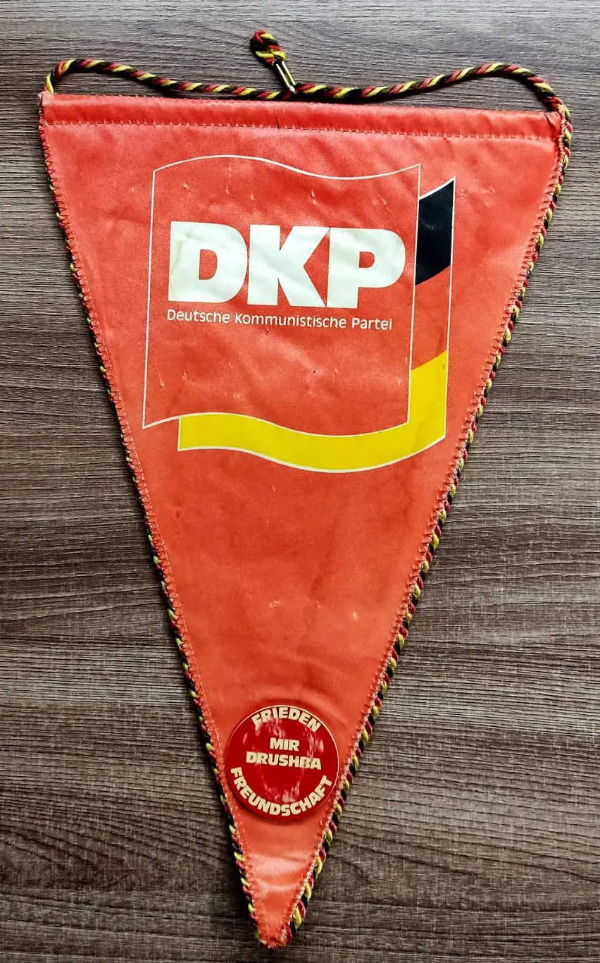 ГДР. КОММУНИСТИЧЕСКАЯ ПАРТИЯ ГЕРМАНИИ. DKP, ВЫМПЕЛ 1