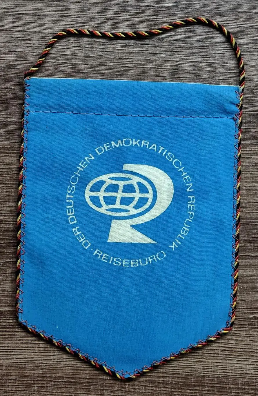 ГДР. ТУРИЗМ. ТУРИСТИЧЕСКОЕ БЮРО. СОРАТНИК НАШЕГО СПУТНИКА. ВЫМПЕЛ. 1