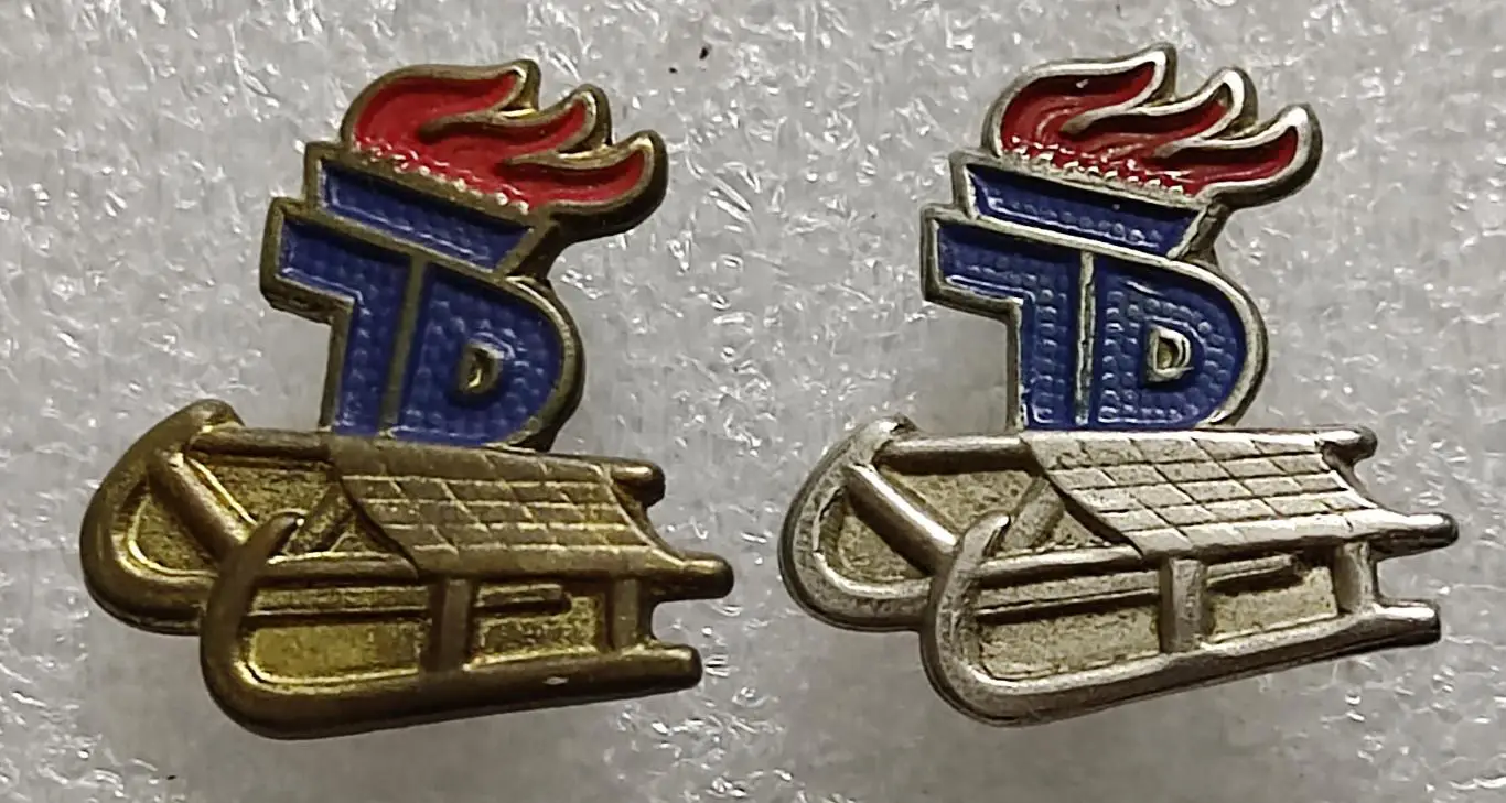 ПИОНЕРИЯ ГДР ЗИМНИЙ СПОРТ САНКИ. САНИ. ЗОЛОТО. СЕРЕБРО. ПАРА. тяжелый